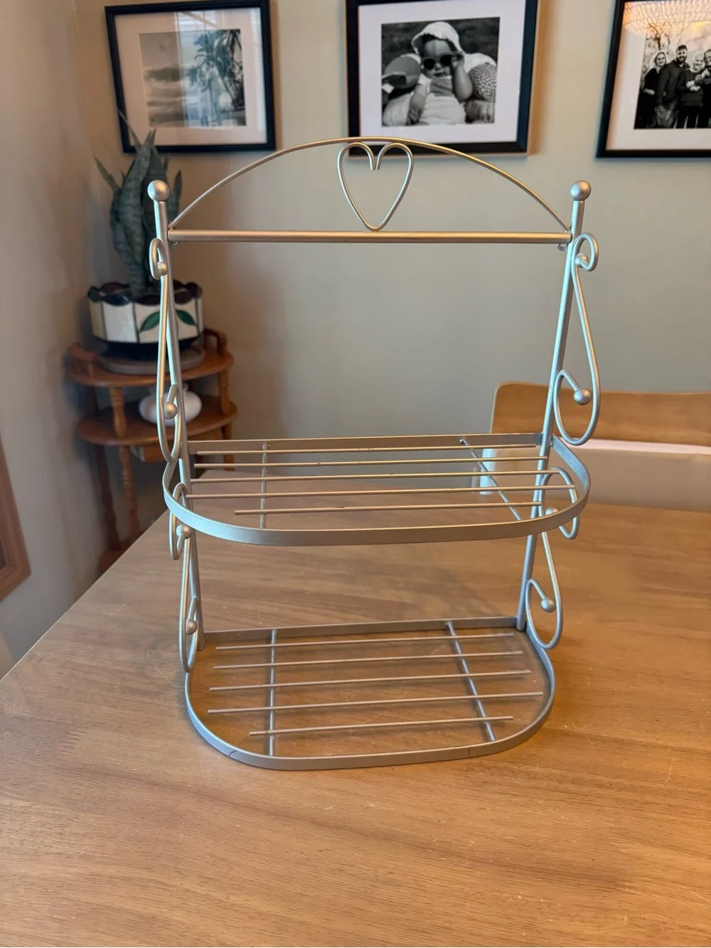 Metal Two-Tier Heart Accent Bathroom Shelf - Silver